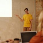 Mentor Cuan: Rahasia Anak Muda Bangun Bisnis dari Nol (Bimbingan Terbaik di Era Digital!)